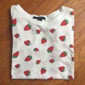 🍓F21 Strawberry Shirt🍓
